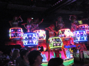 robot restaurant show